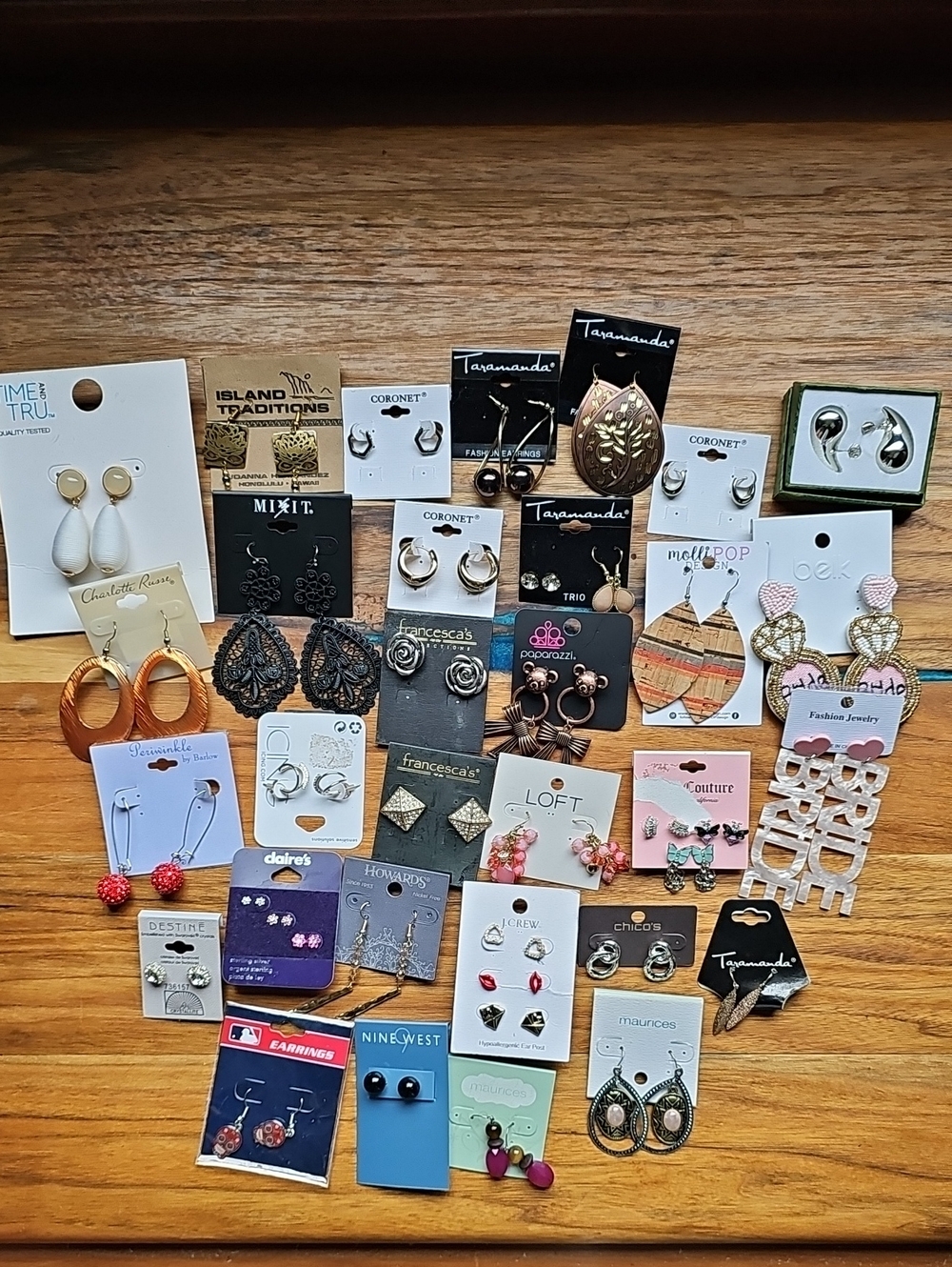 Assorted Pierced Earring Bundle Mixed Brands Styles 31 Earring Cards